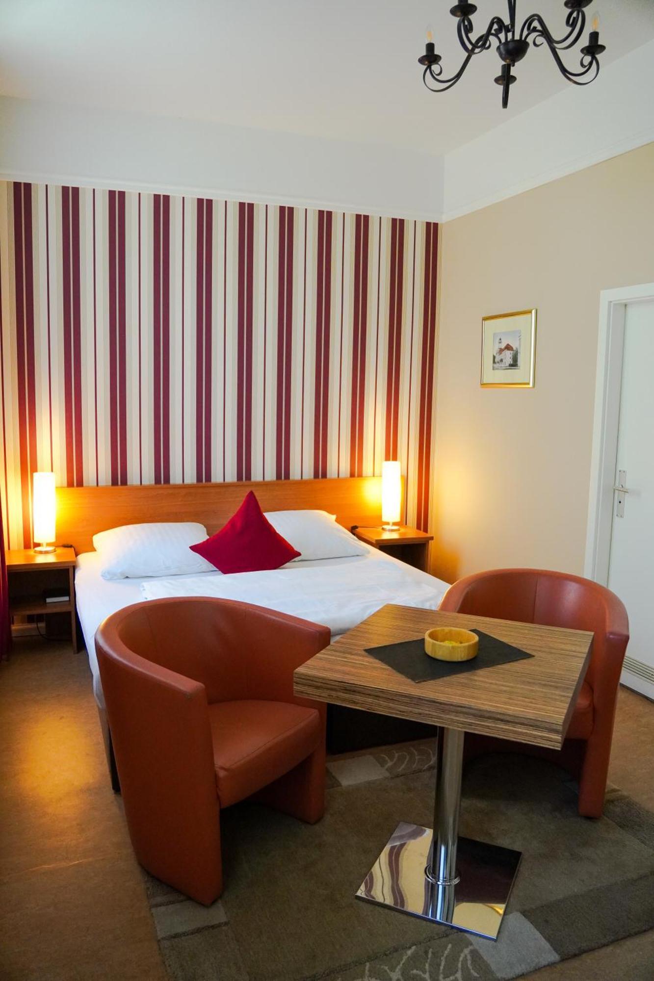 Apartmenthaus Gutenberg 78 Potsdam Buitenkant foto
